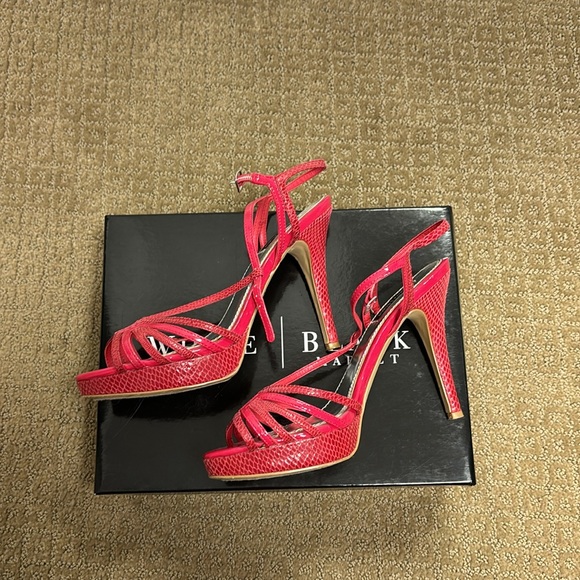 White House Black Market Hot Pink Strappy High Heels - Picture 7 of 8